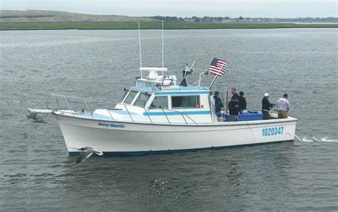 6 PERSON PRIVATE FISHING BOAT FOR CHARTER FOR RENT NEW YORK LONG ISLAND